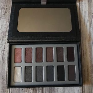 sei bella smokey eye shadow palette
